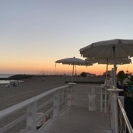 דירות לידו די אוסטיה Bilocale A Due Passi Dal Porto E Dal Mare מראה חיצוני תמונה