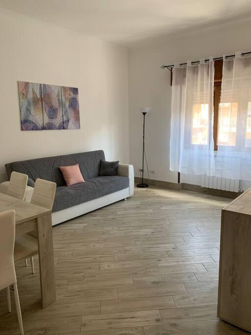 דירות לידו די אוסטיה Bilocale A Due Passi Dal Porto E Dal Mare מראה חיצוני תמונה